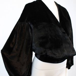 1930s velvet wrap with balloon sleeves s